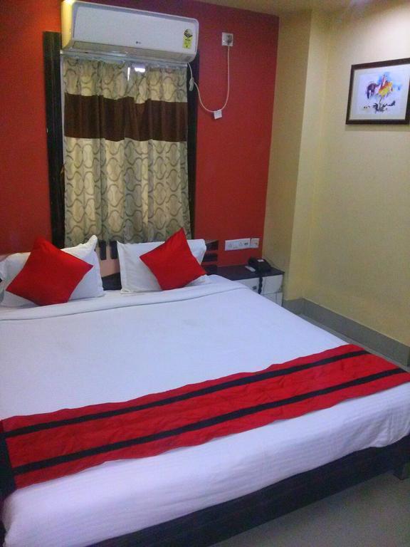 Transit Inn Dam Dam Bagian luar foto