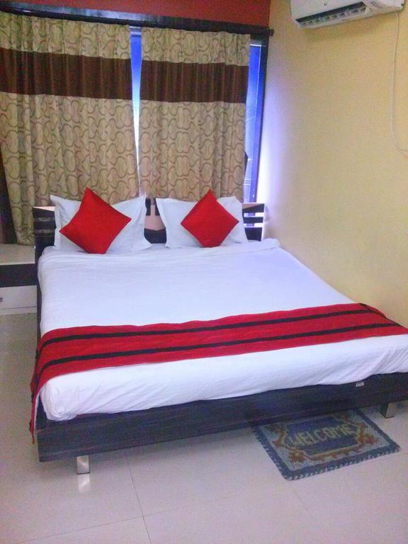 Transit Inn Dam Dam Bagian luar foto