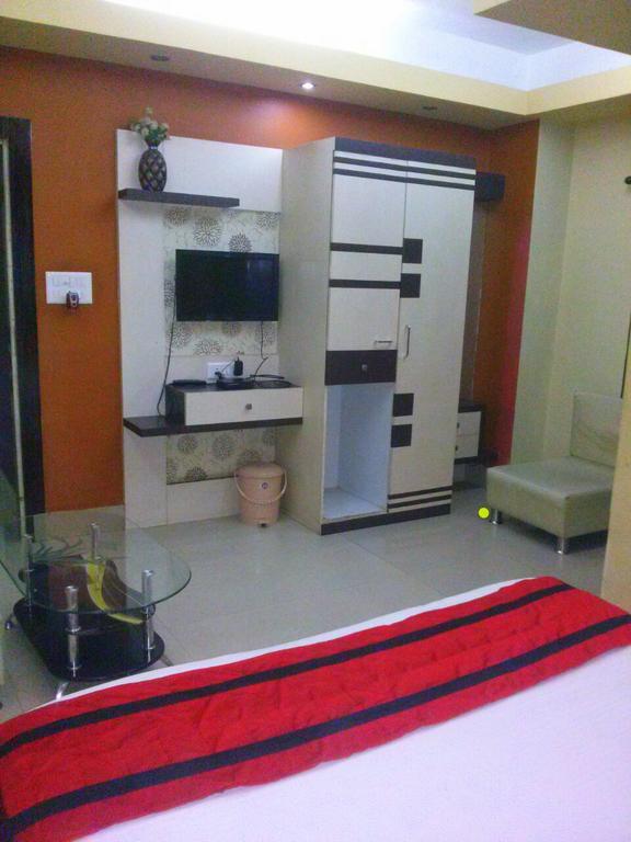Transit Inn Dam Dam Bagian luar foto