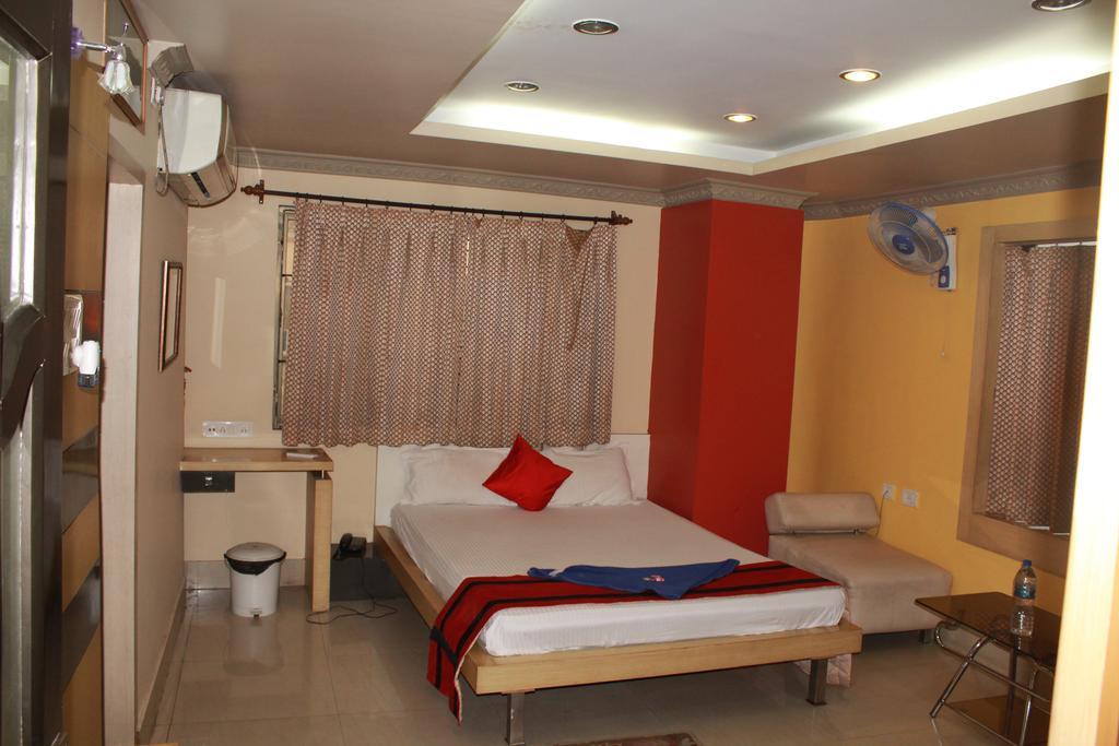 Transit Inn Dam Dam Bagian luar foto