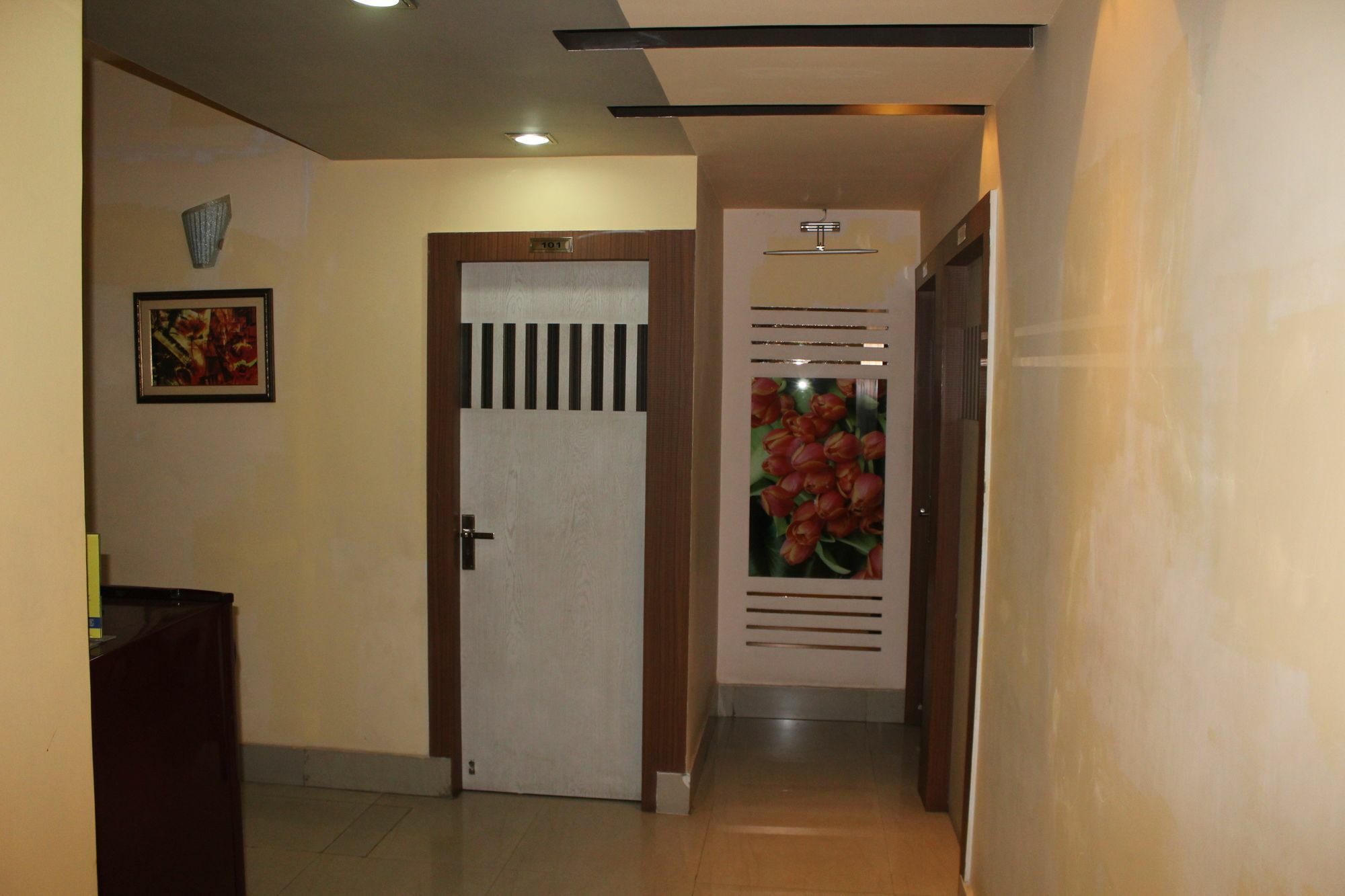Transit Inn Dam Dam Bagian luar foto