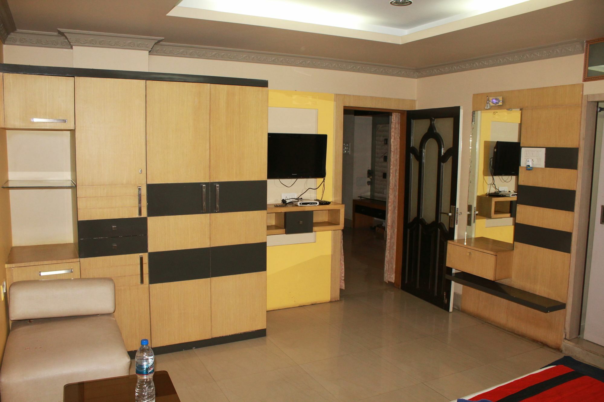 Transit Inn Dam Dam Bagian luar foto